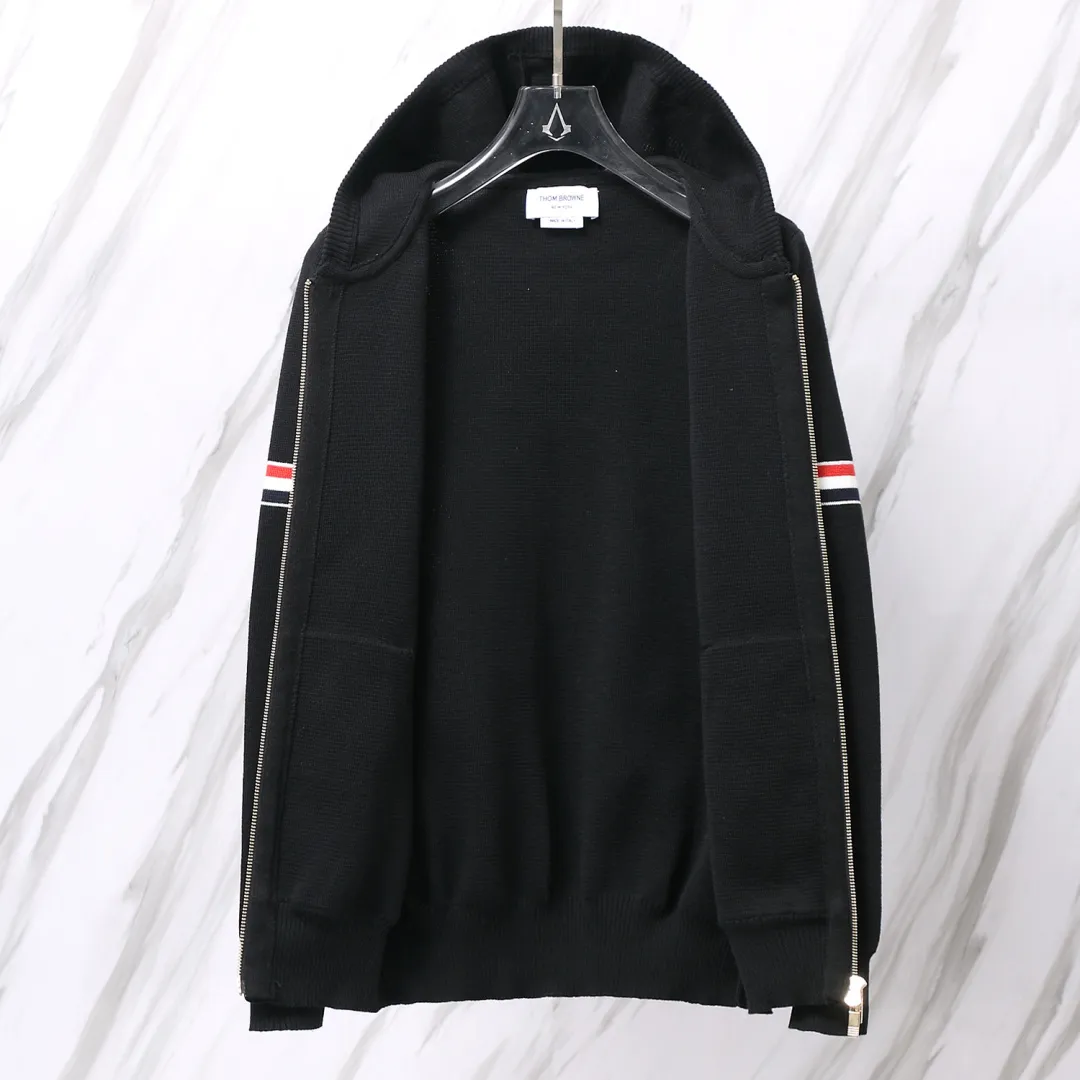 ：M 23（TB ） THOM BROWNE .TB TB Breathable Same Style ：White/Gray/Navy Blue/Black Size：1/2/3/4